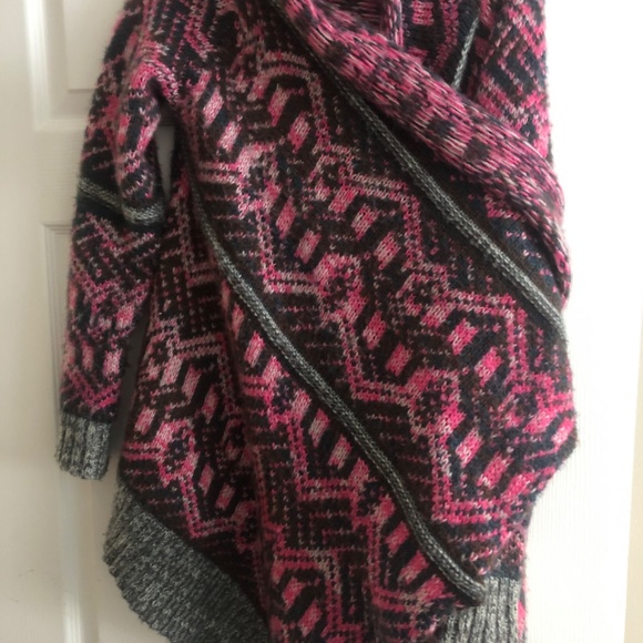 Urban Outfitters Wrap Sweater - Picture 3 of 3